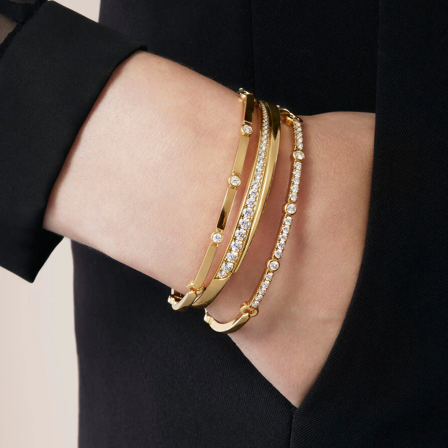 Hearts On Fire Copley Multi-Stone Diamond Bangle - Image 2