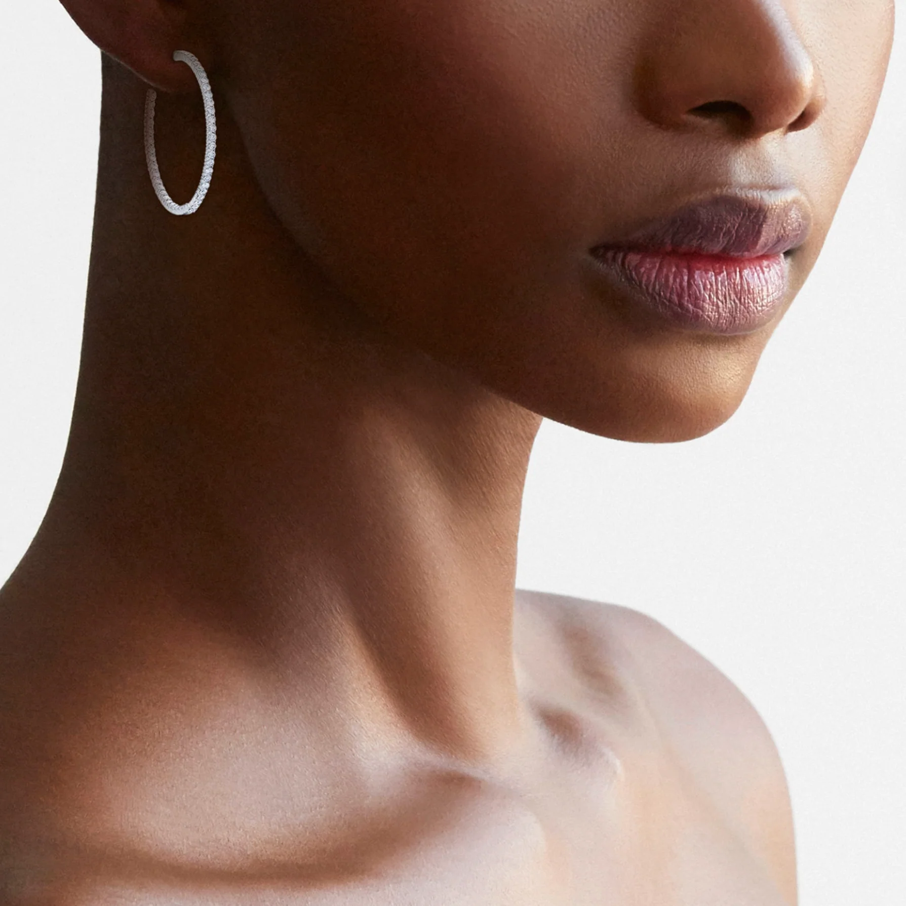 Kwiat Reserve Diamond Hoop Earrings in 18k White Gold - Image 2