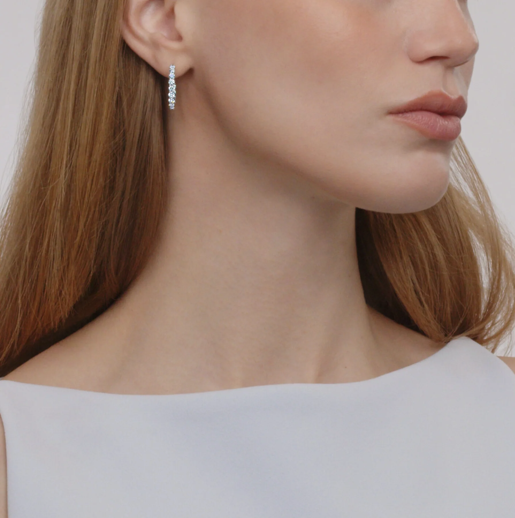 Kwiat Reserve Diamond Hoop Earrings in 18k White Gold - Image 2