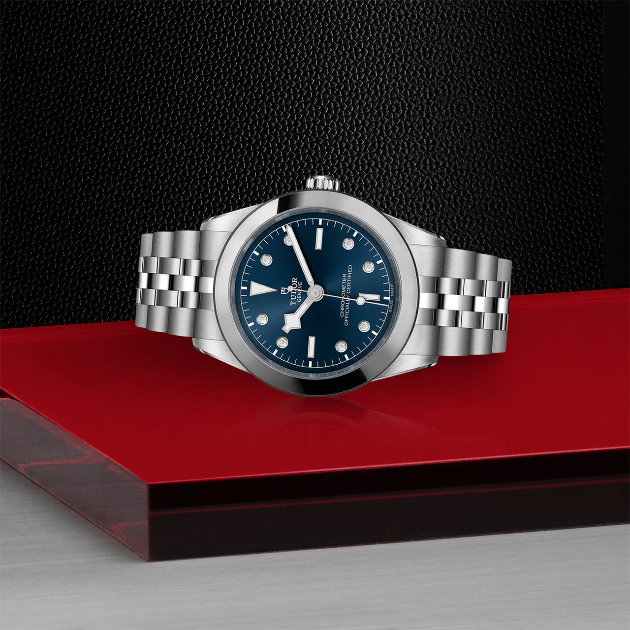 TUDOR Black Bay One 39mm Blue Diamond Dial, Stainless Steel Bracelet (M79660-0005) - Image 3