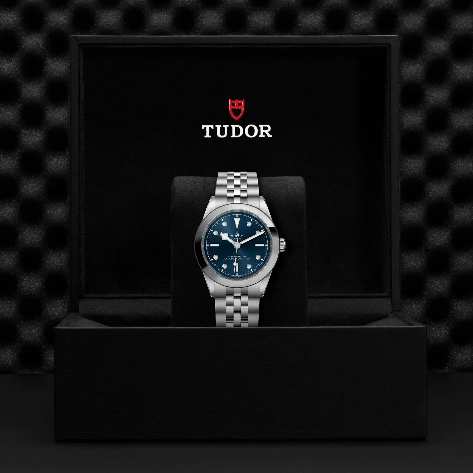 TUDOR Black Bay One 39mm Blue Diamond Dial, Stainless Steel Bracelet (M79660-0005) - Image 4