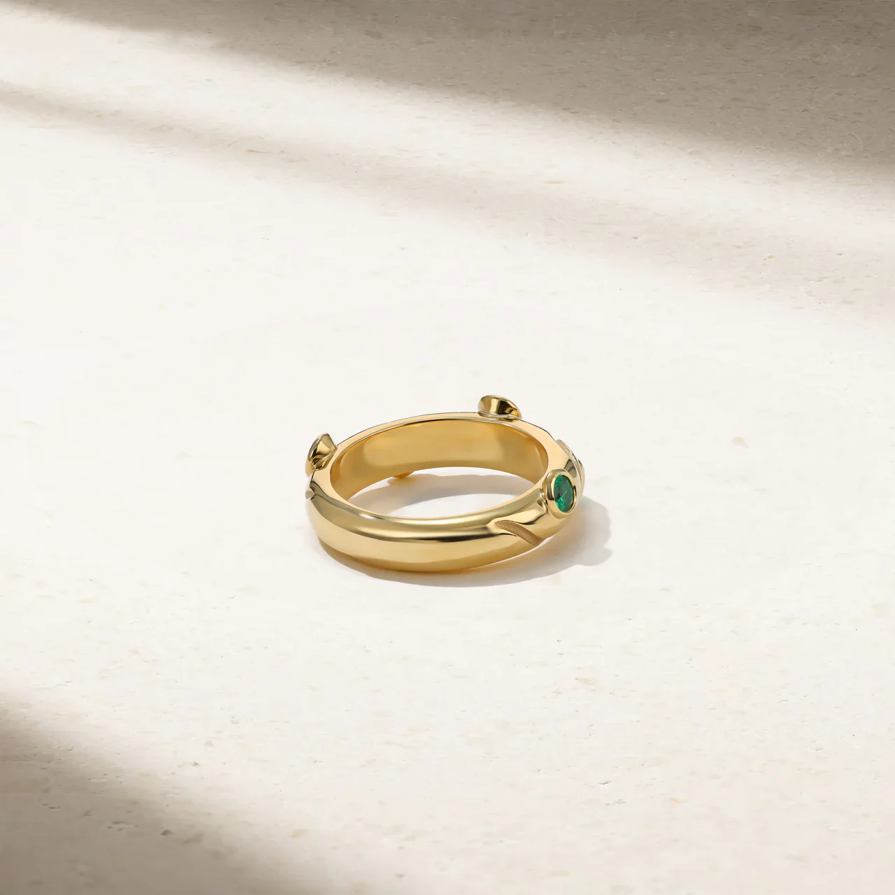 Mark Henry 18k Yellow Gold Riva Crest Emerald Ring - Image 3