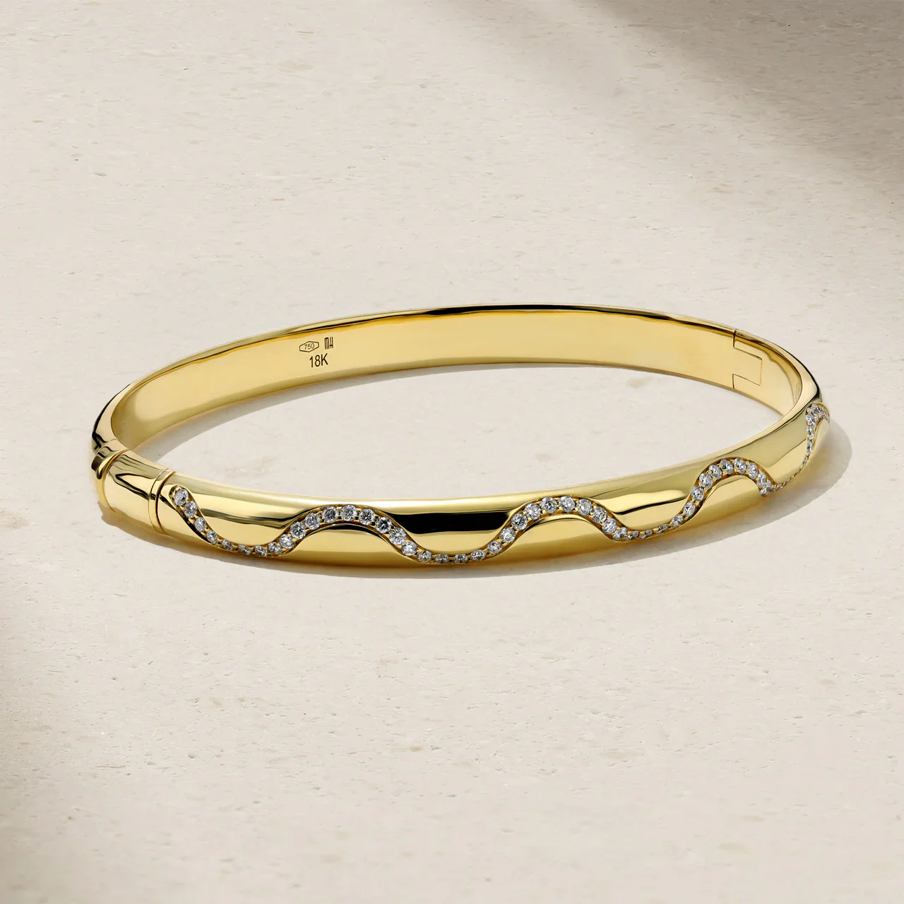 Mark Henry 18k Yellow Gold Riva Tide Diamond Bangle