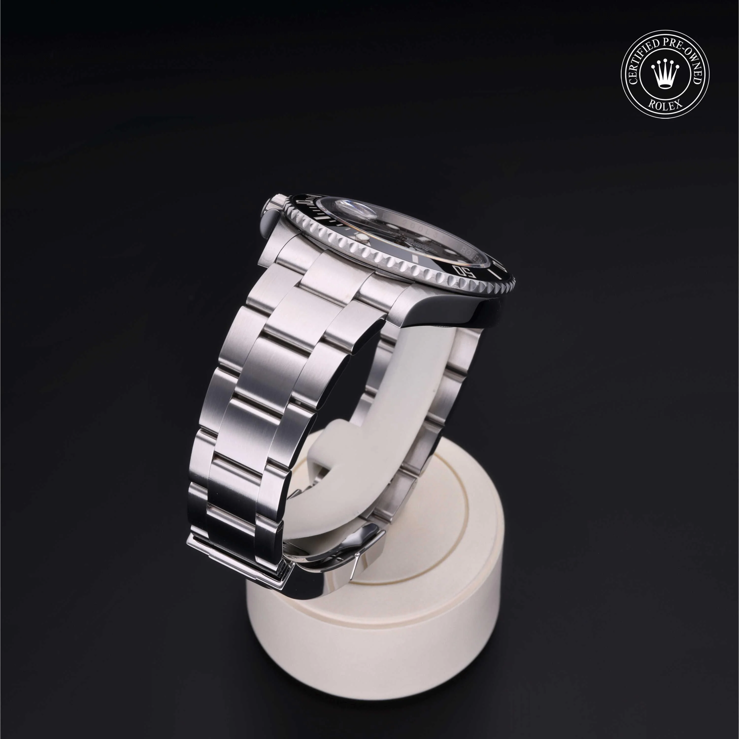 Oyster Perpetual Submariner Date - Image 23