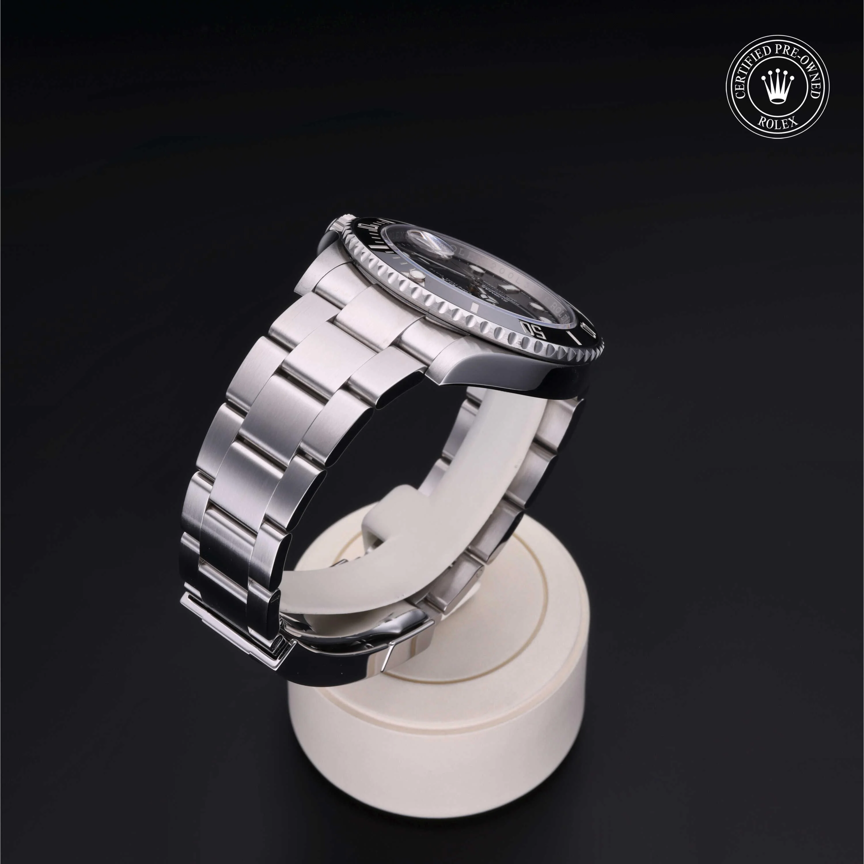 Oyster Perpetual Submariner Date - Image 24