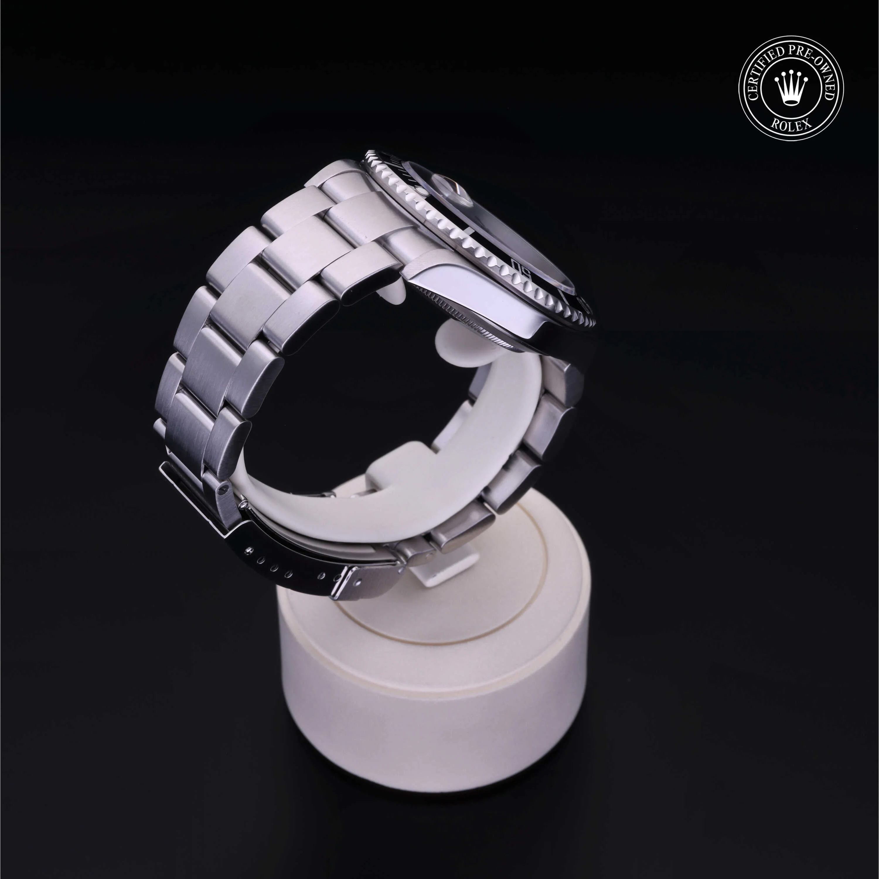 Oyster Perpetual Submariner Date - Image 25