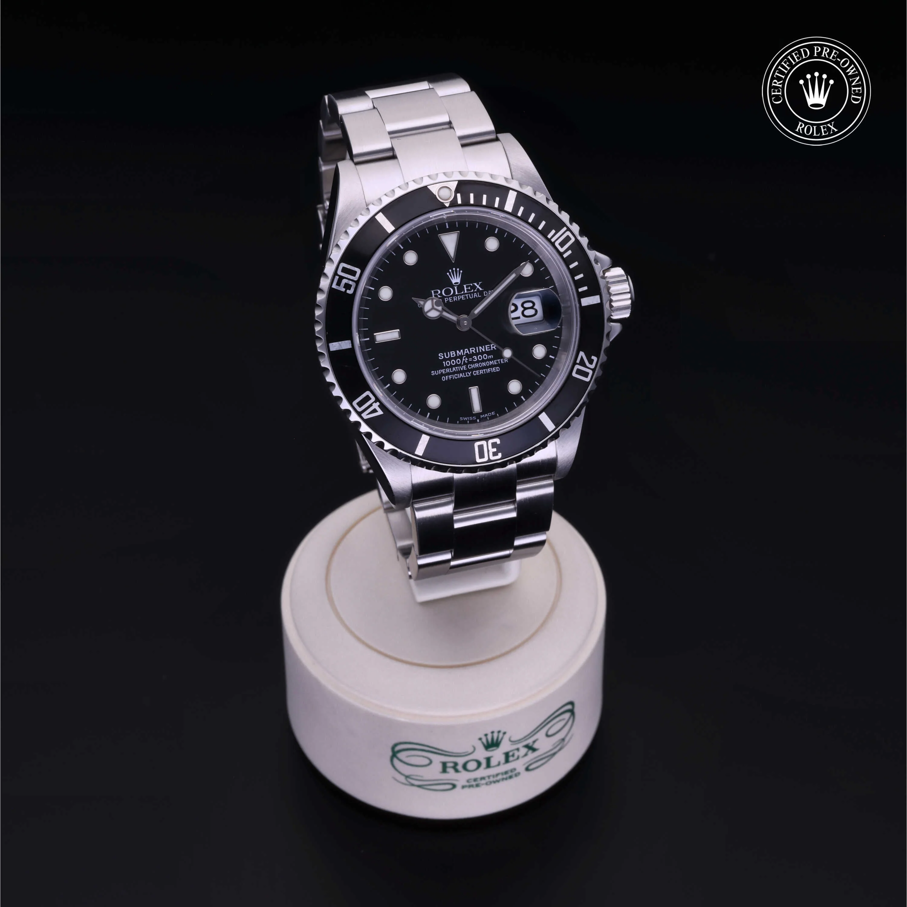 Oyster Perpetual Submariner Date - Image 36