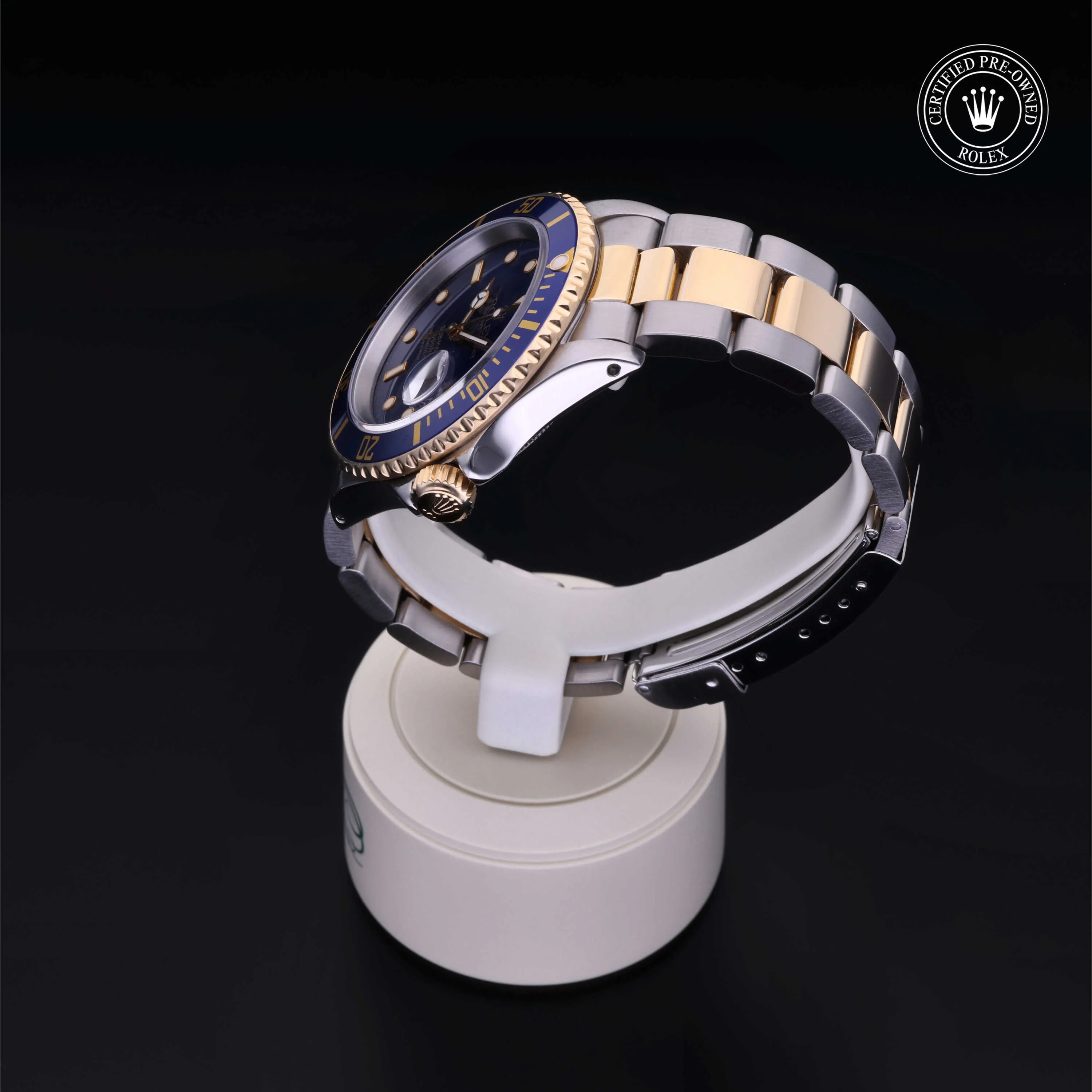 Oyster Perpetual Submariner Date - Image 12