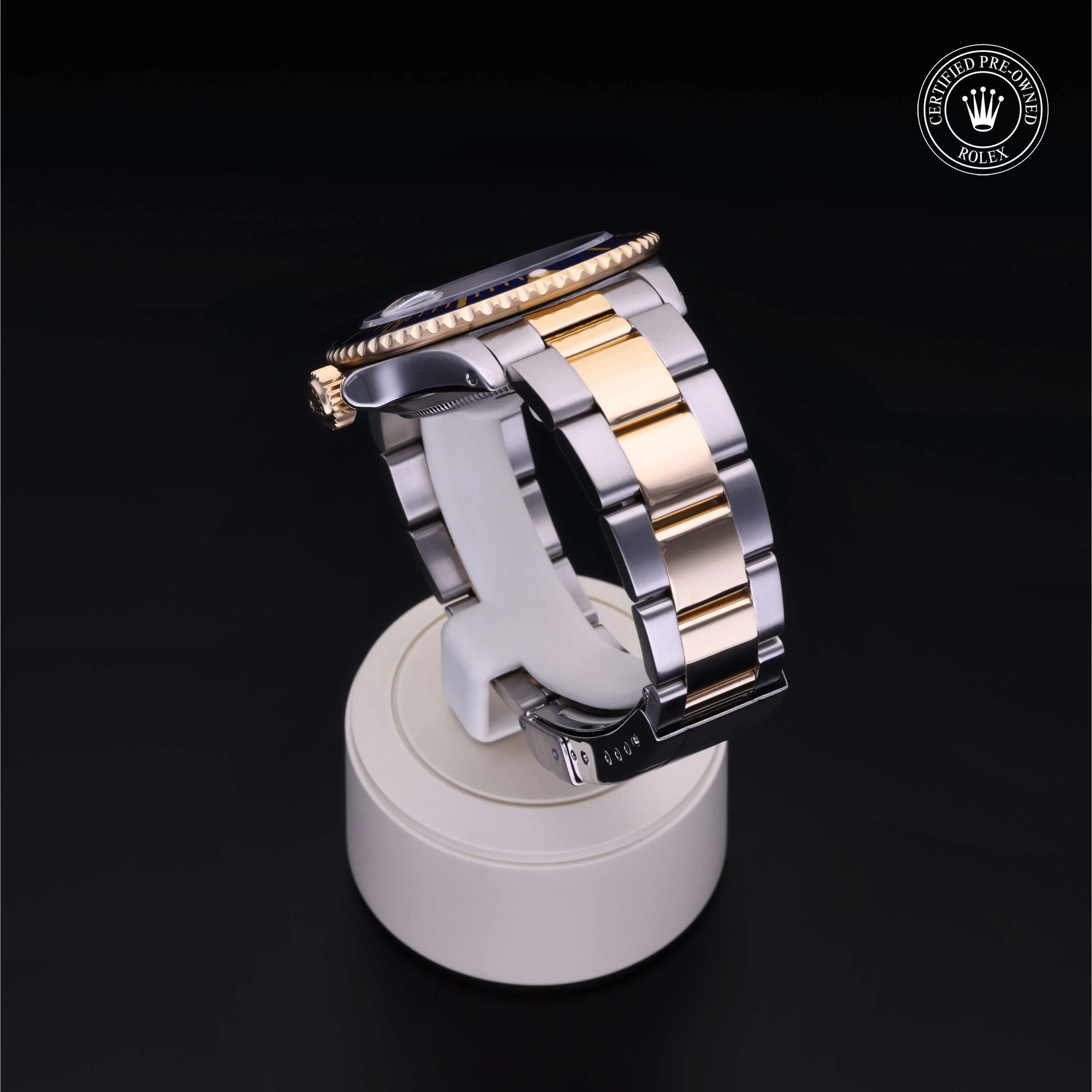 Oyster Perpetual Submariner Date - Image 17