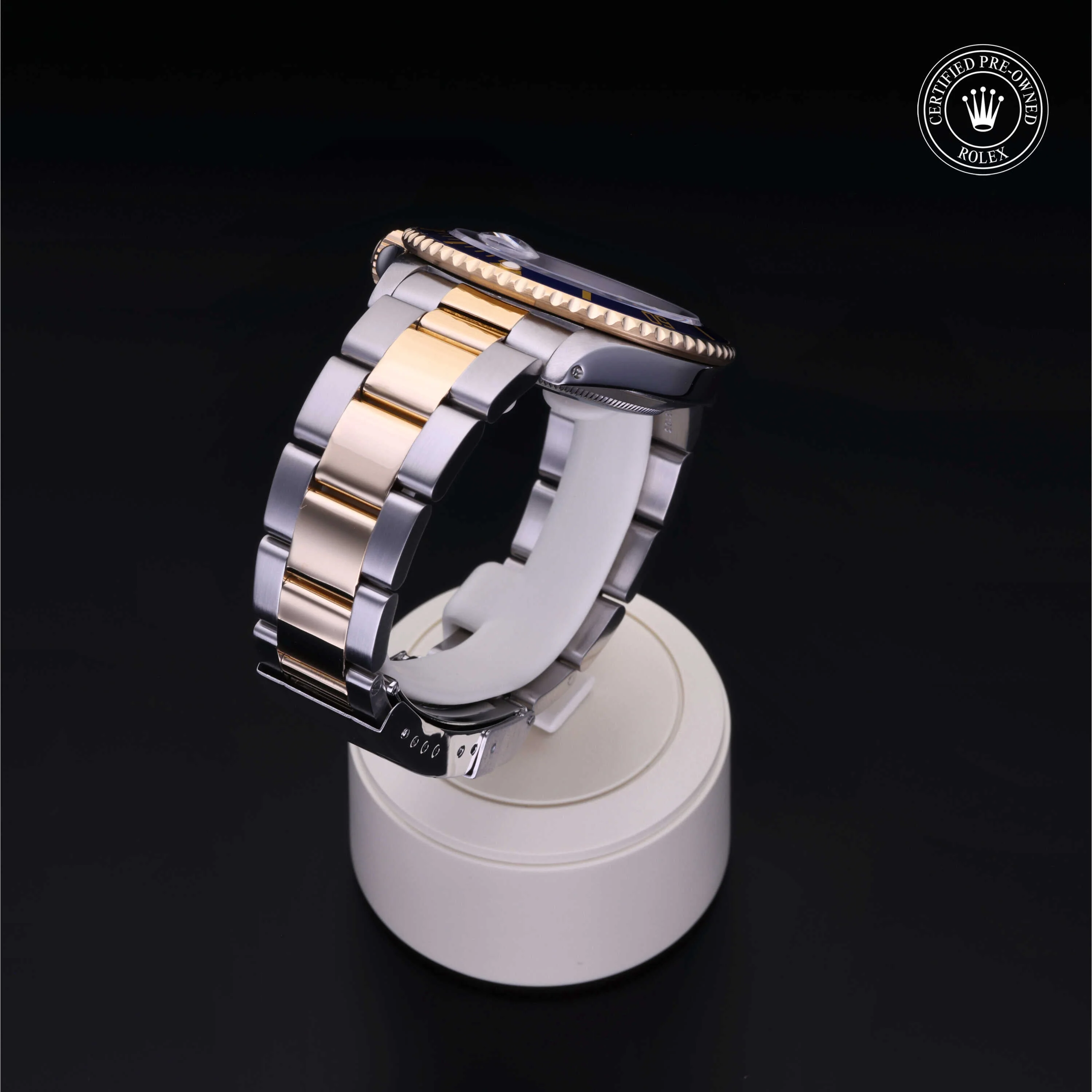 Oyster Perpetual Submariner Date - Image 23