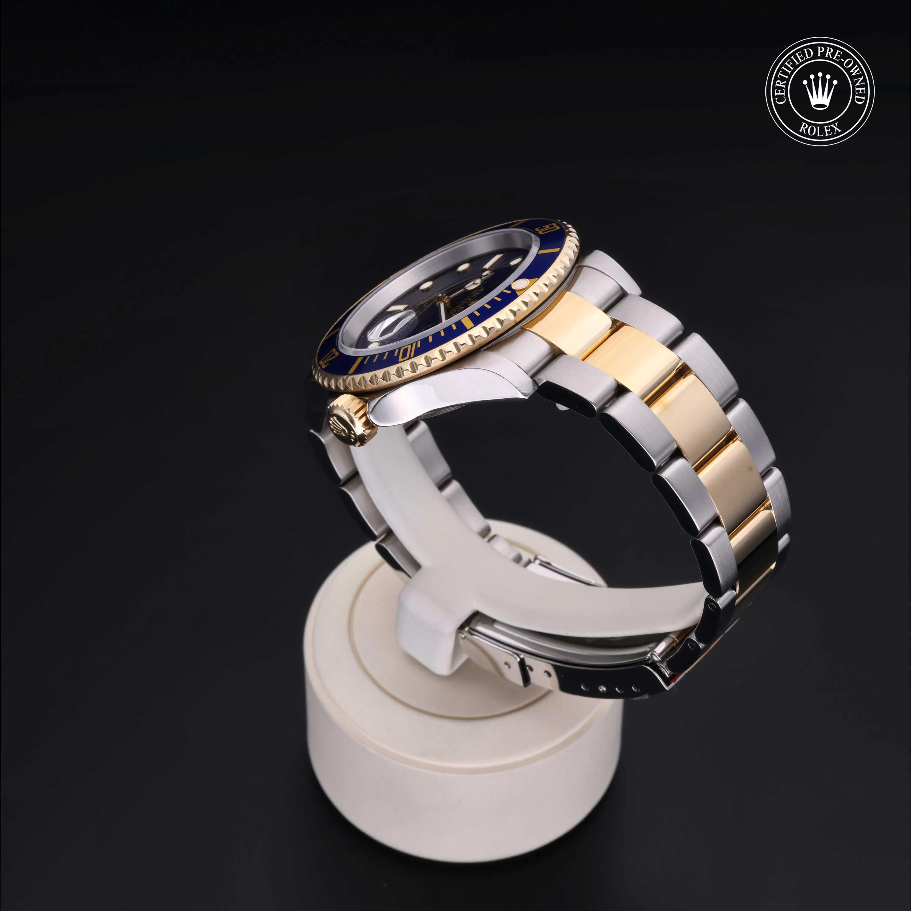 Oyster Perpetual Submariner Date - Image 15