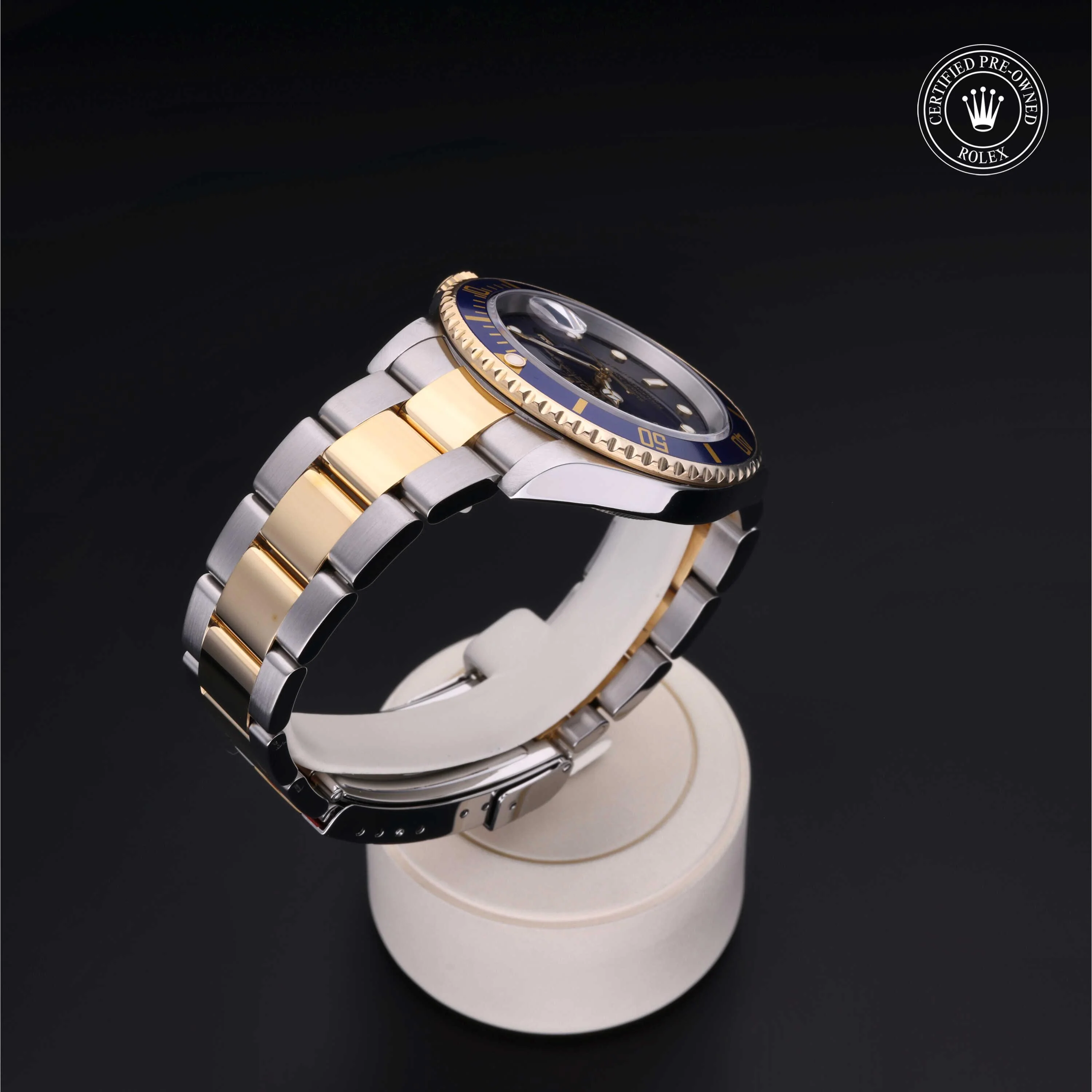 Oyster Perpetual Submariner Date - Image 25