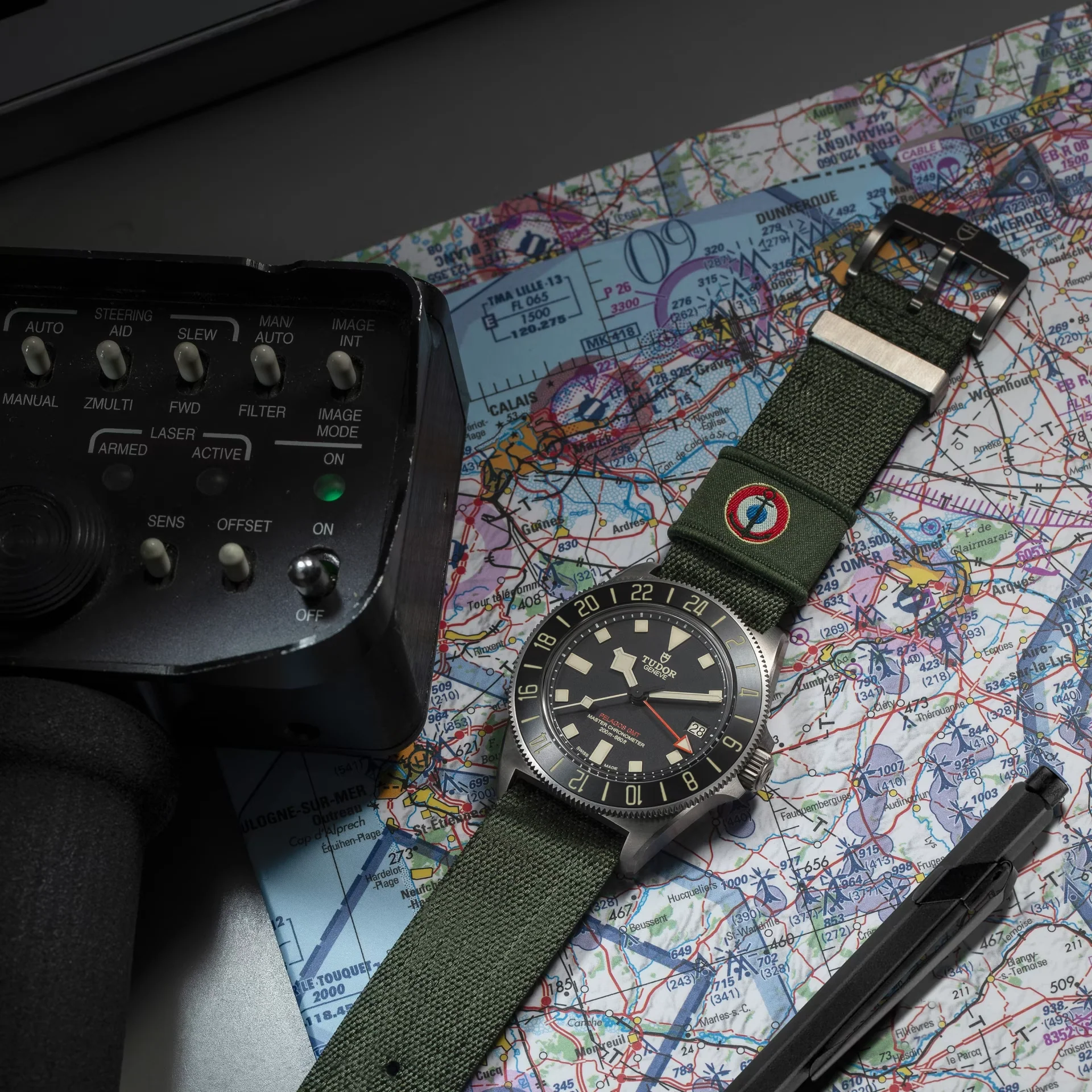 TUDOR Pelagos FXD GMT, Black Dial, Green Fabric Strap (M2542G267NU-0002) - Image 3