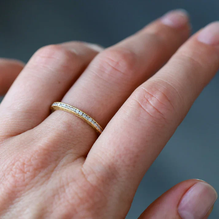 Sethi Couture 18K Yellow Gold Channel White Diamond Eternity Band - Size 6.5 - Image 2