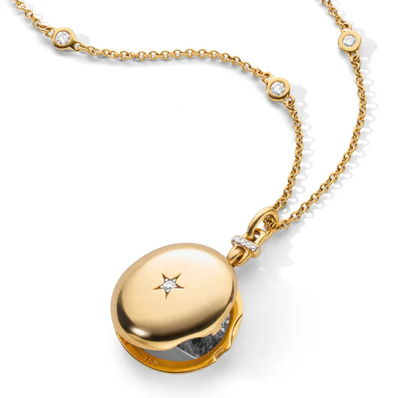 Monica Rich Kosann 18K Yellow Gold Twinkle Star Locket with Center Star Diamond - Image 3