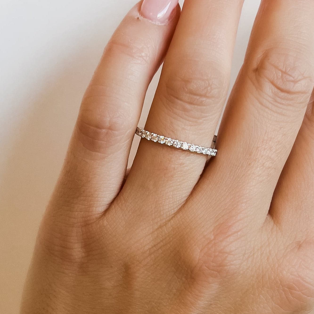 Hearts On Fire Transcend Wedding Band - Image 4