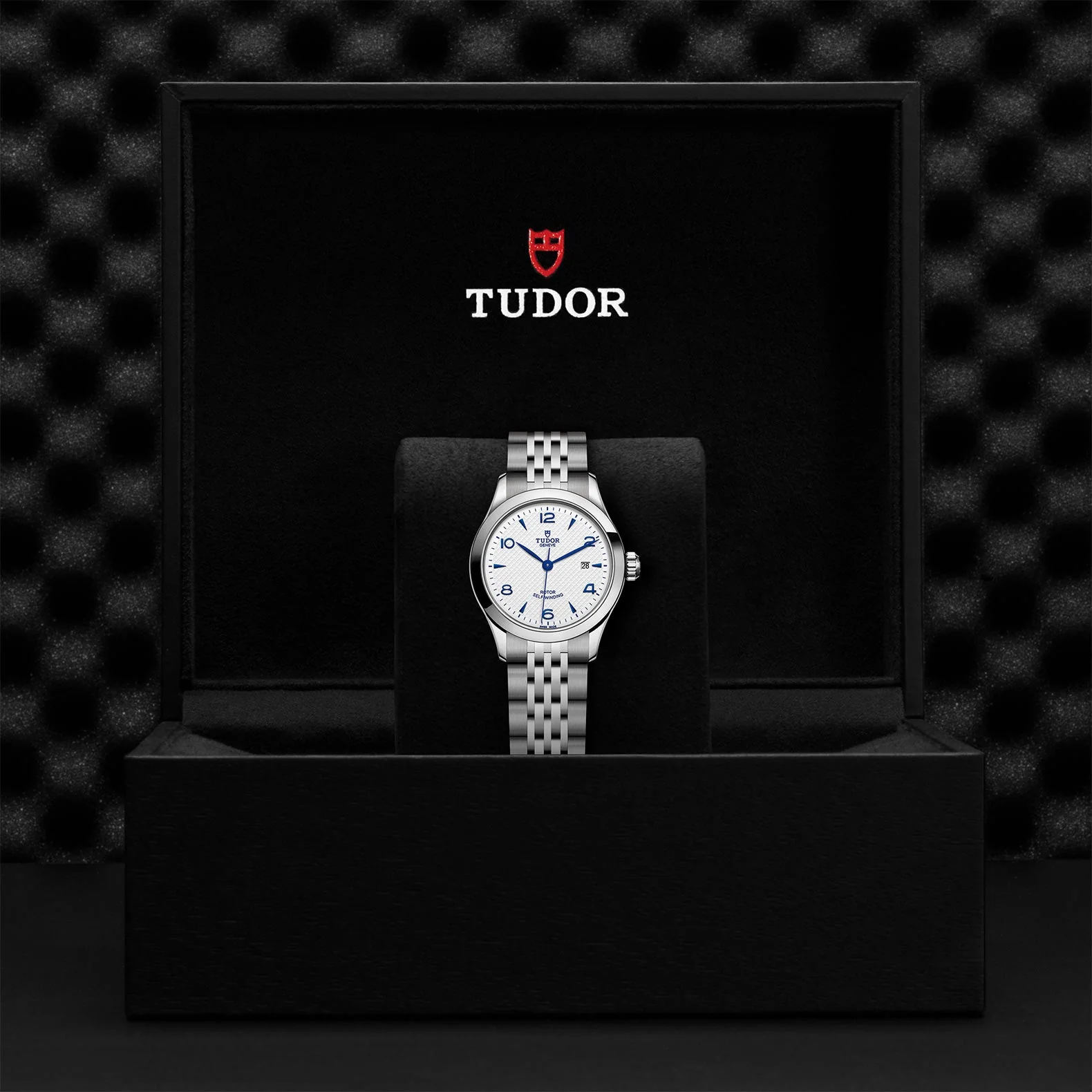TUDOR 1926 28mm Case, White Opaline and Blue Dial, Steel Bracelet (M91350-0005) - Image 2