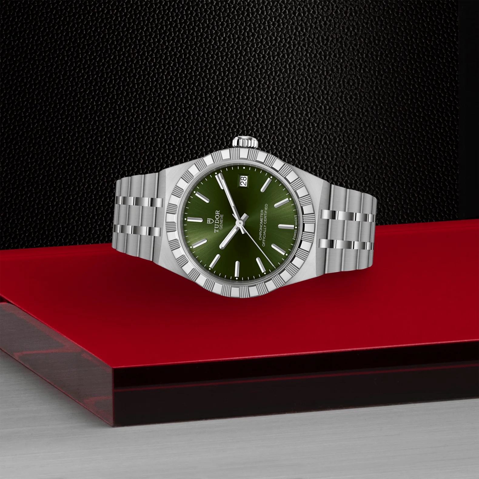 TUDOR 36mm TUDOR Royal Green Dial, Stainless Steel Bracelet (M2836C1A0-0103) - Image 3