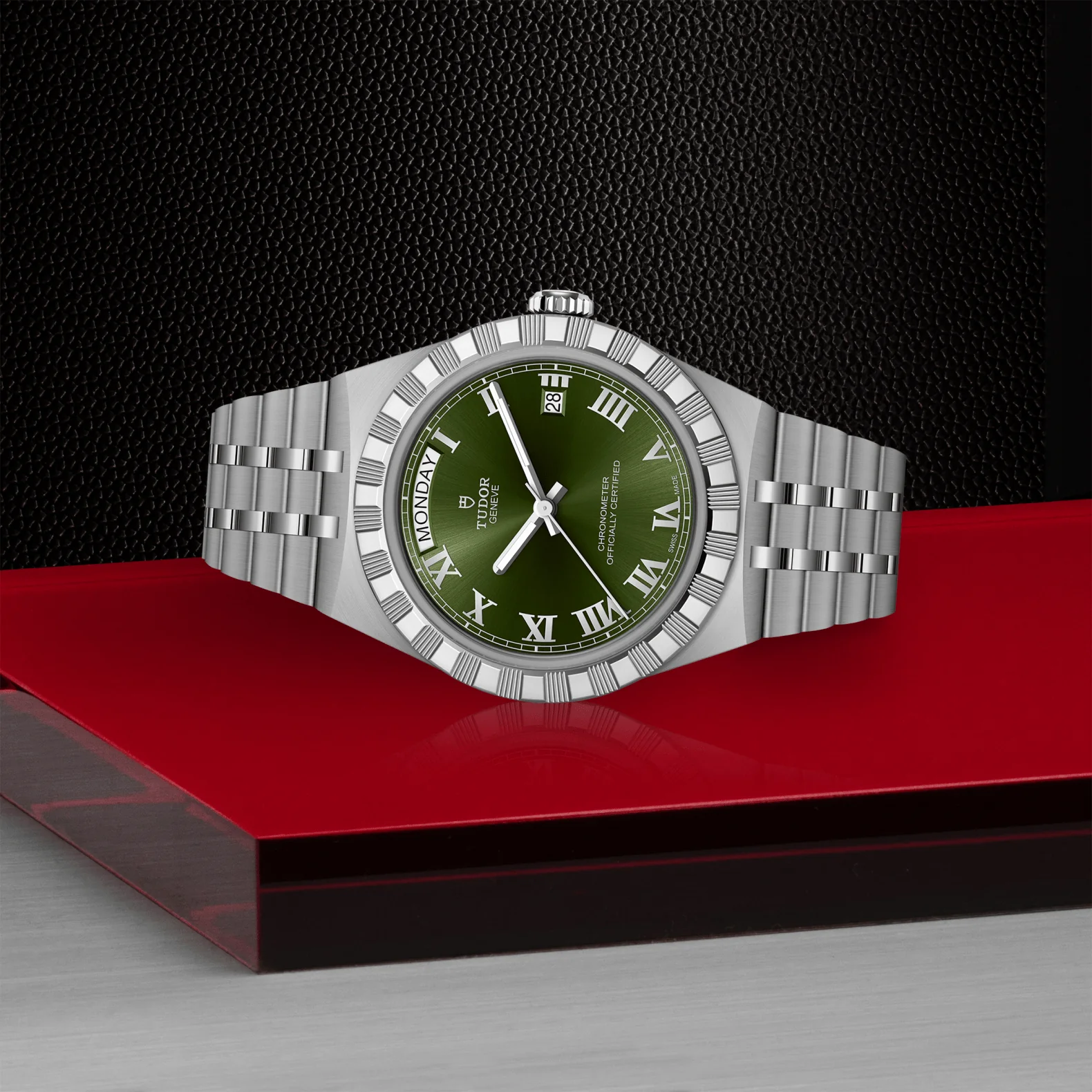 TUDOR 40mm TUDOR Royal Green Dial, Stainless Steel Bracelet (M2840D1A0-0003) - Image 3