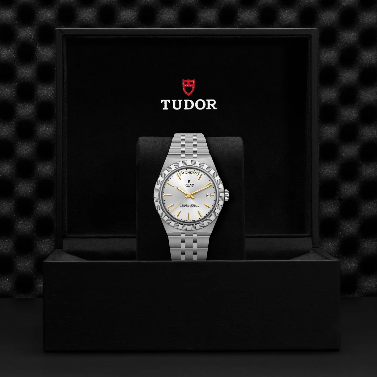 TUDOR 40mm TUDOR Royal Silver Dial, Stainless Steel Bracelet (M2840D1A0-0004) - Image 4