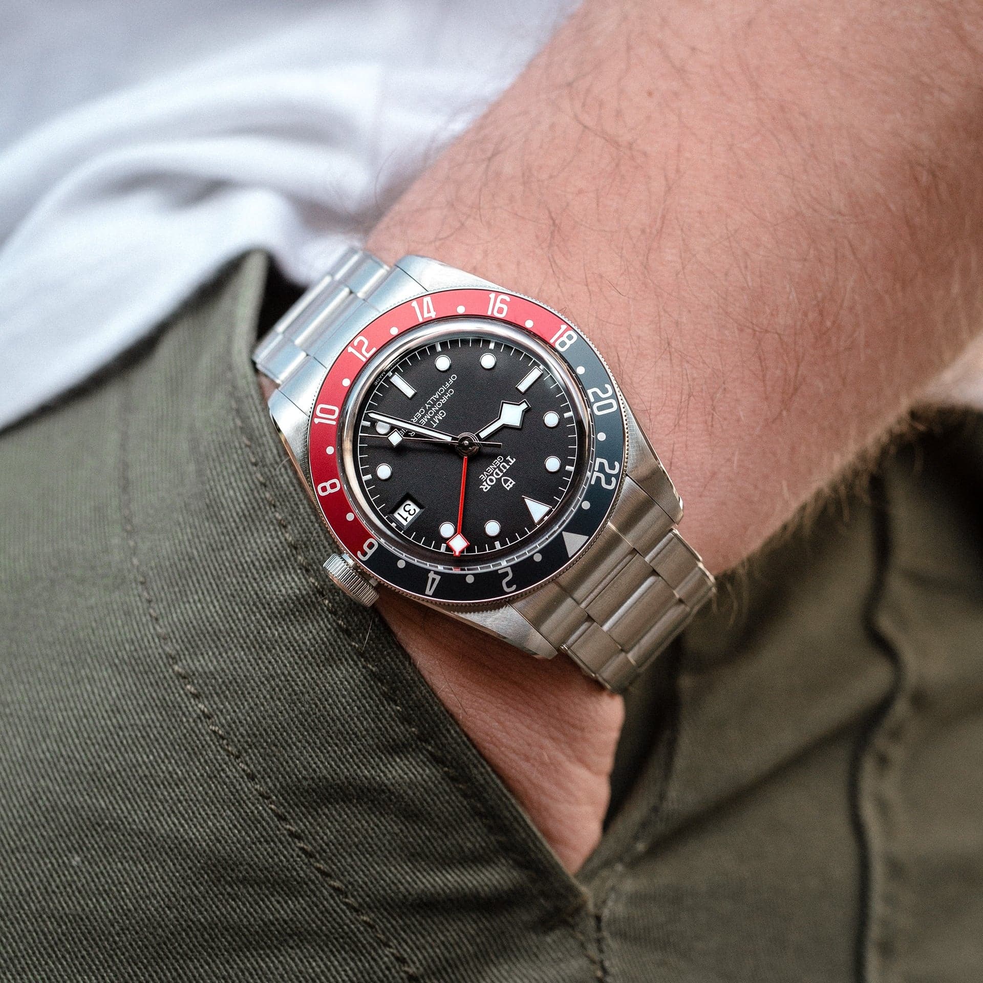 TUDOR Black Bay GMT 41mm Case, Black Dial, Steel Bracelet (M79830RB-0001) - Image 2