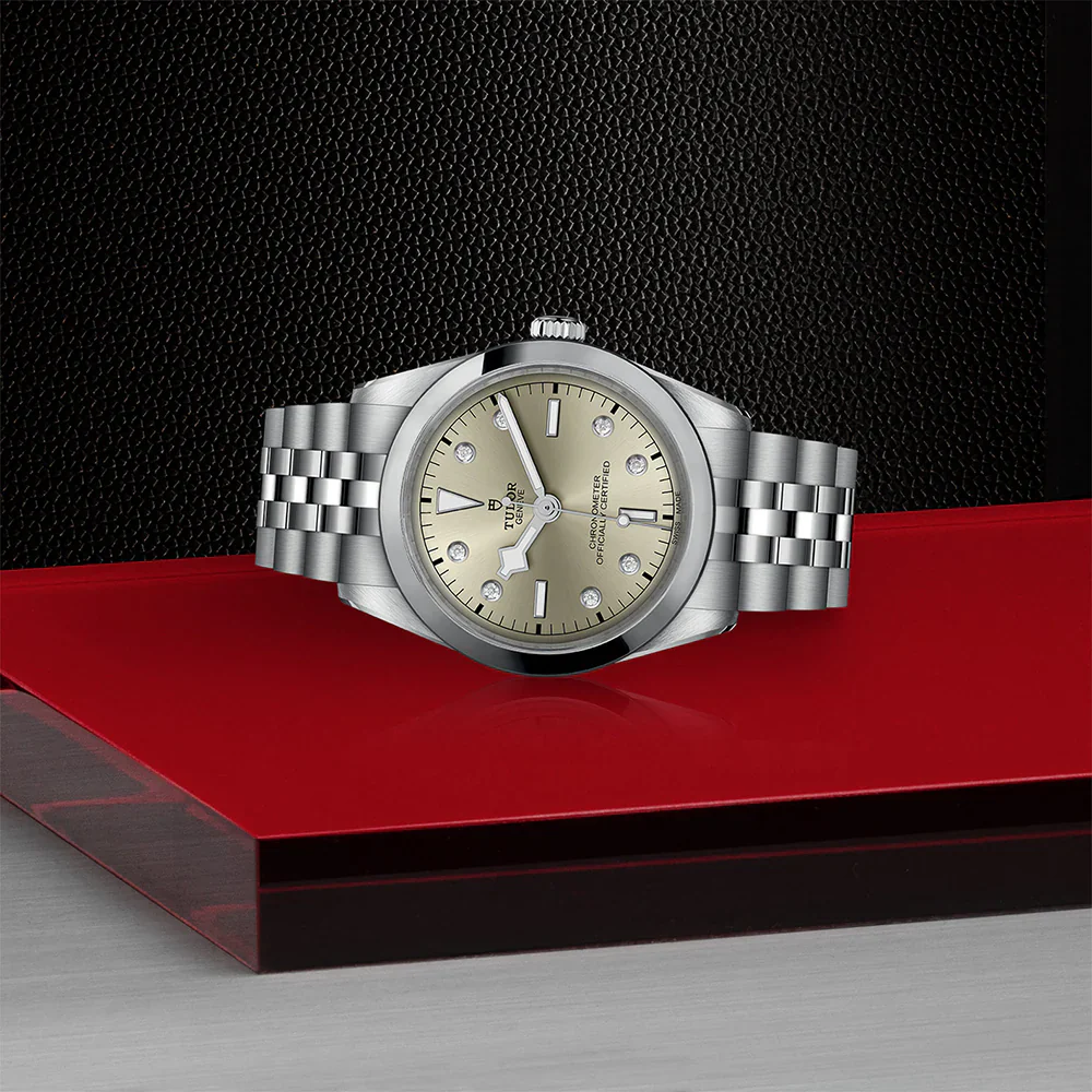 TUDOR Black Bay One 36mm Light Champagne Diamond Dial, Stainless Steel Bracelet (M79640-0006) - Image 3