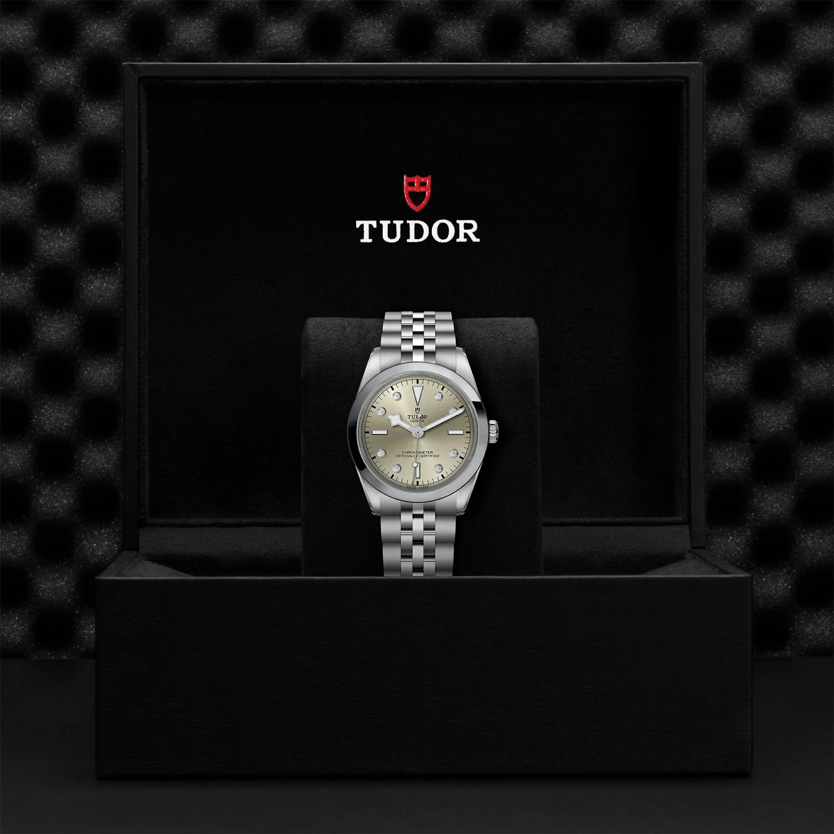 TUDOR Black Bay One 36mm Light Champagne Diamond Dial, Stainless Steel Bracelet (M79640-0006) - Image 4