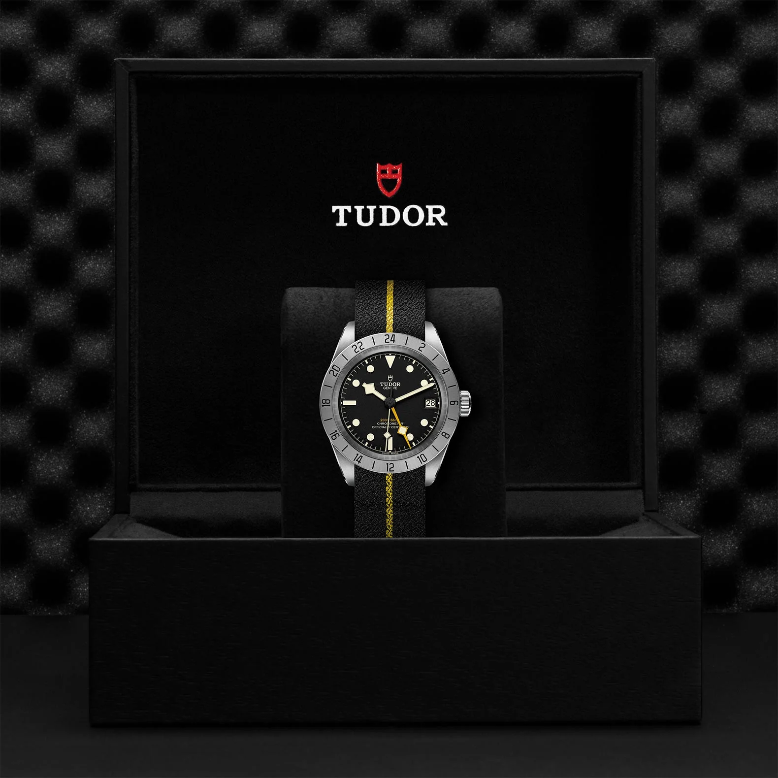 TUDOR Black Bay Pro 39mm Case, Black Dial, Fabric Strap Bracelet (M79470-0002) - Image 2