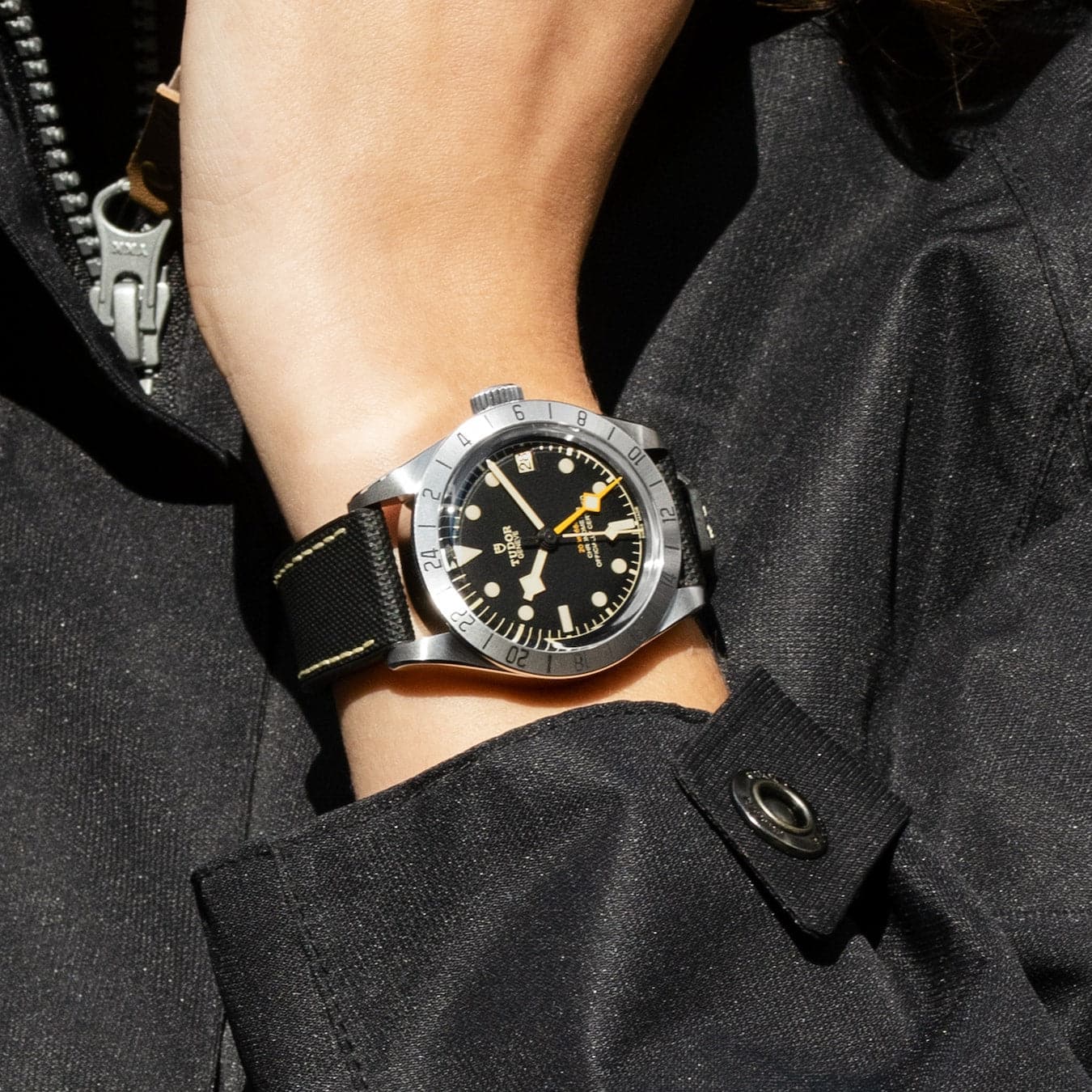 TUDOR Black Bay Pro 39mm Case, Black Dial, Hybrid Rubber and Leather Bracelet (M79470-0003) - Image 2