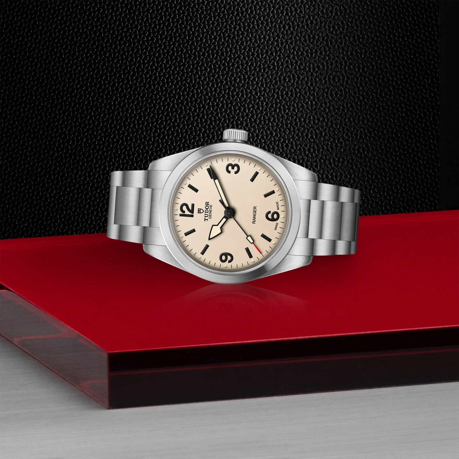TUDOR Ranger, Beige Dial, Steel Bracelet (M79930-0007) - Image 3